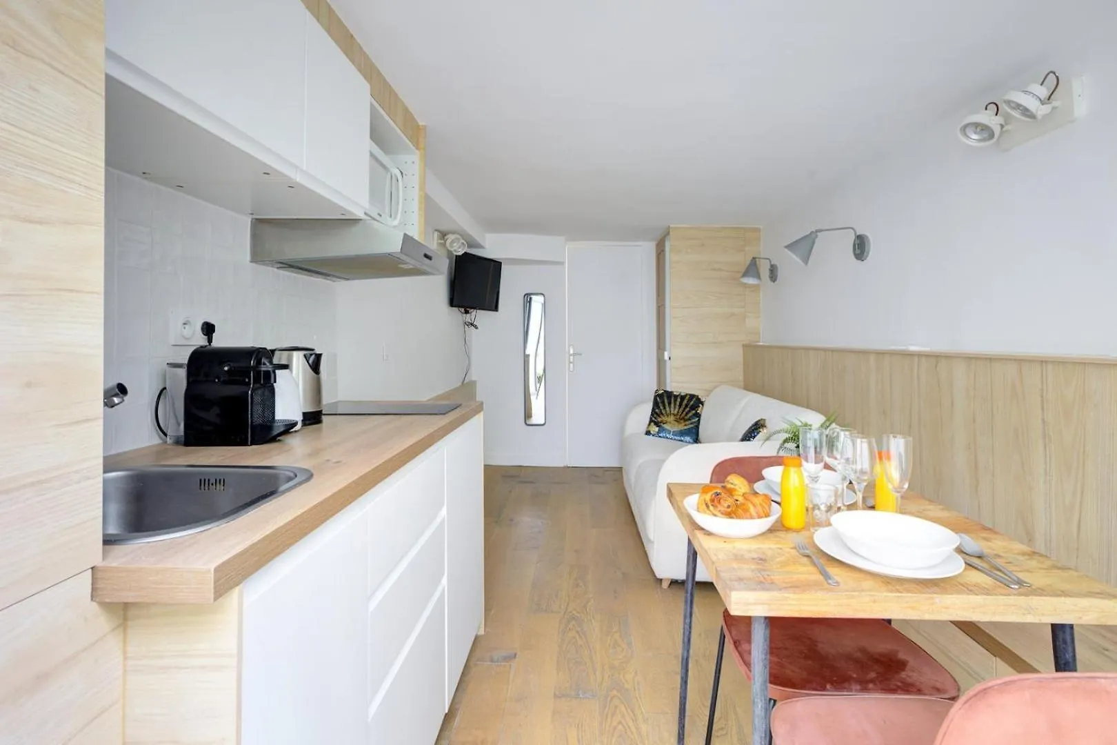 204 Suite Coco - Superb Apartment In Paris 0*,  France